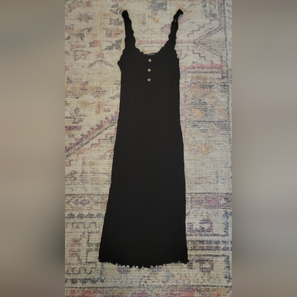 Cute Black Sleeveless Fitted Ribbed & Scalloped Midi Dress Size M